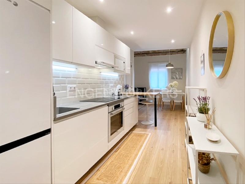 Foto 021dcb66-d93c-438d-8204-ef42eaadfc97. Piccolo appartamento con riscaldamento in Barri de les Corts Barcelona