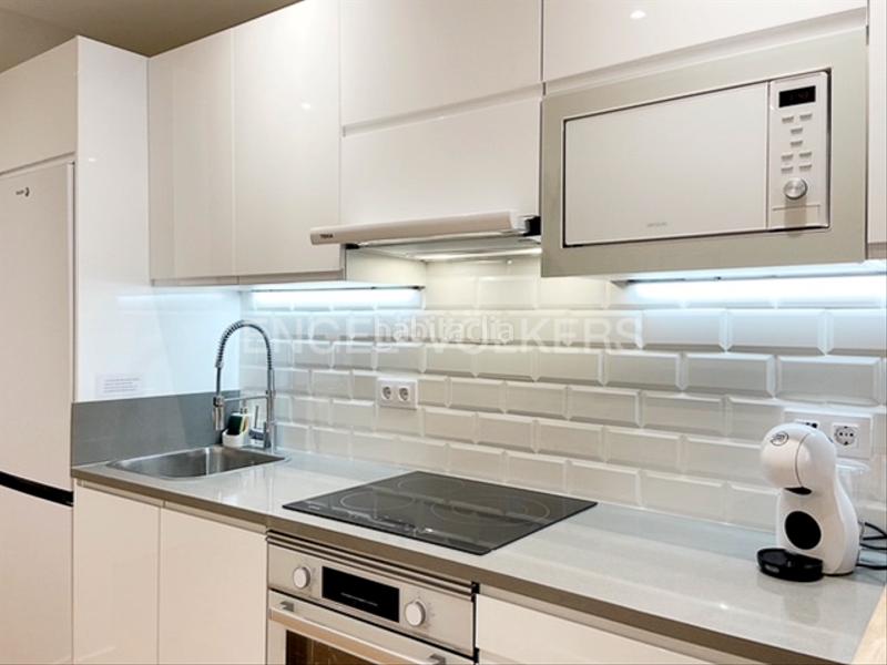 Foto 82f0c234-889e-495d-986d-c0b8d38cc240. Piccolo appartamento con riscaldamento in Barri de les Corts Barcelona