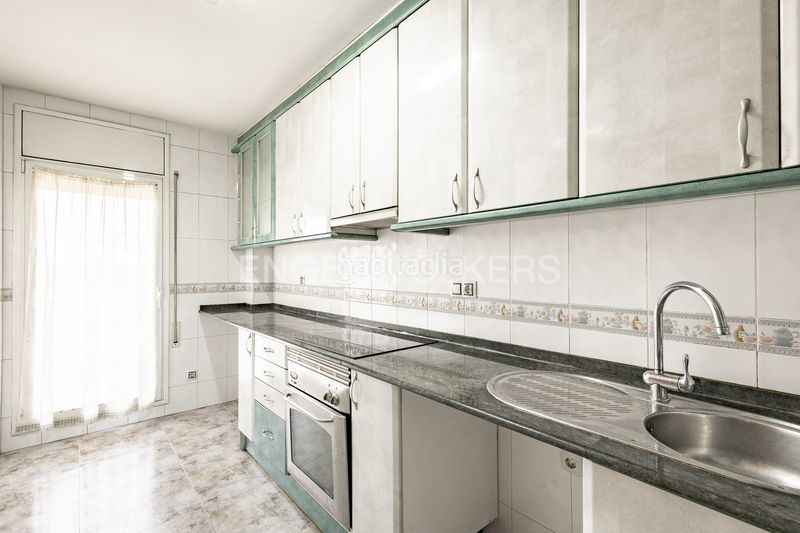 Foto d74ff981-a148-4ea5-9d0e-05d0c4e7f6de. Pis amb calefacció a Masquefa