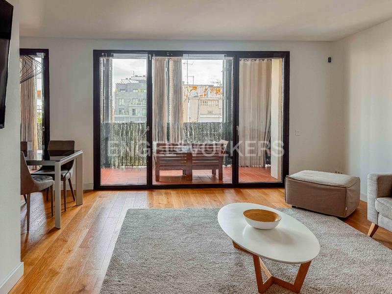 Foto a7ace157-4ca9-4b02-8589-f4a8bfcaf5fd. Alquiler apartamento elegante piso temporal en rambla catalunya en Barcelona