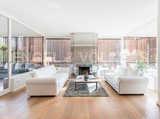 Lloguer Apartament  Freixa. Exclusivo piso  amueblado con terraza junto turo park