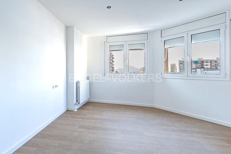 Foto a1ff805c-fcf8-40a9-b022-7edde9fe4fcd. Piccolo appartamento con riscaldamento parcheggio in Rubí