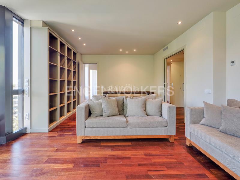 Foto 4dabf50f-e966-4656-80ba-264b7310ba4f. Lloguer apartament amb calefacció aparcament a Pedralbes Barcelona