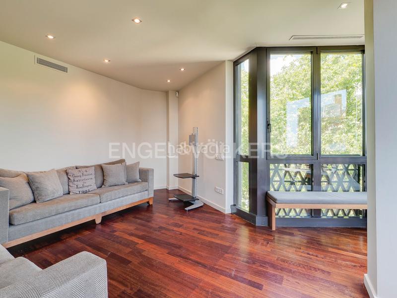 Foto 4e9e706f-5f56-485d-a9df-ec478d11dfb6. Lloguer apartament amb calefacció aparcament a Pedralbes Barcelona