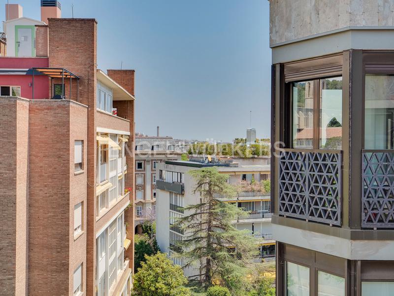 Foto 0455d9b0-68aa-42d6-a959-6aed37f7b508. Rent apartment with heating parking in Pedralbes Barcelona