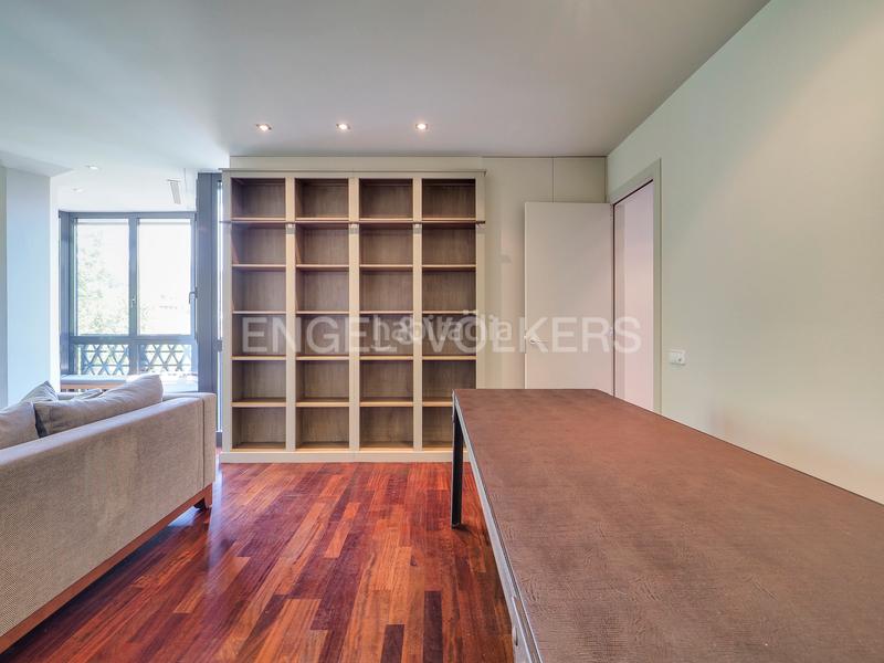 Foto 4b8147b6-2369-44a8-be2e-fdf9c20f45ca. Rent apartment with heating parking in Pedralbes Barcelona