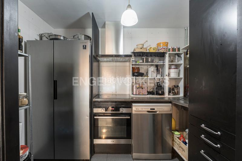 Foto 4dbf00c6-5e47-4fbc-968b-e8d6ddab4121. Dachwohnung mit heizung in La Teixonera Barcelona