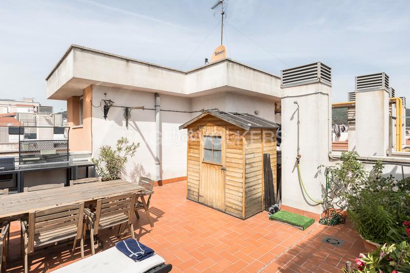 Foto 4ebd0f1e-3d94-468d-9fc9-5f59ac1f60b6. Dachwohnung mit heizung in La Teixonera Barcelona