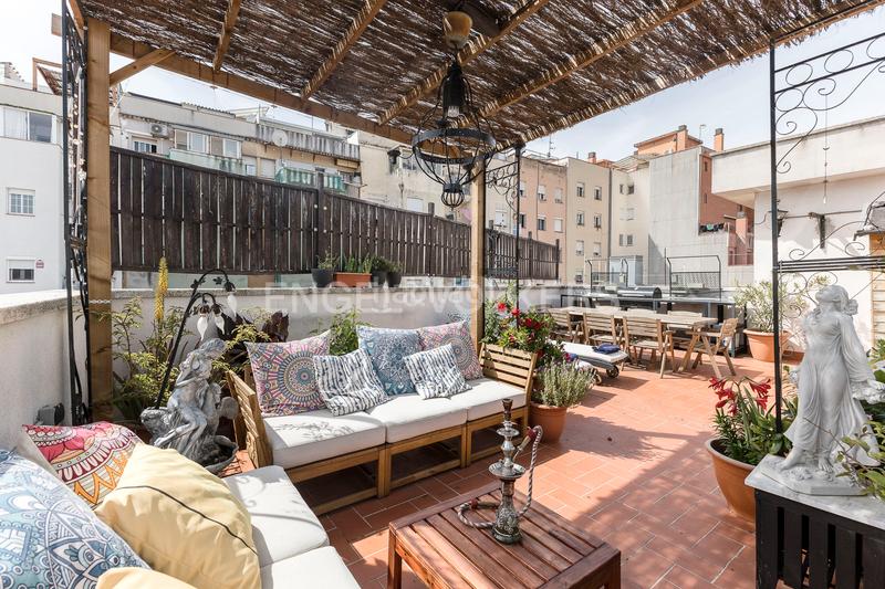 Foto 832ff845-5475-48fb-8051-e4ab66013729. Dachwohnung mit heizung in La Teixonera Barcelona