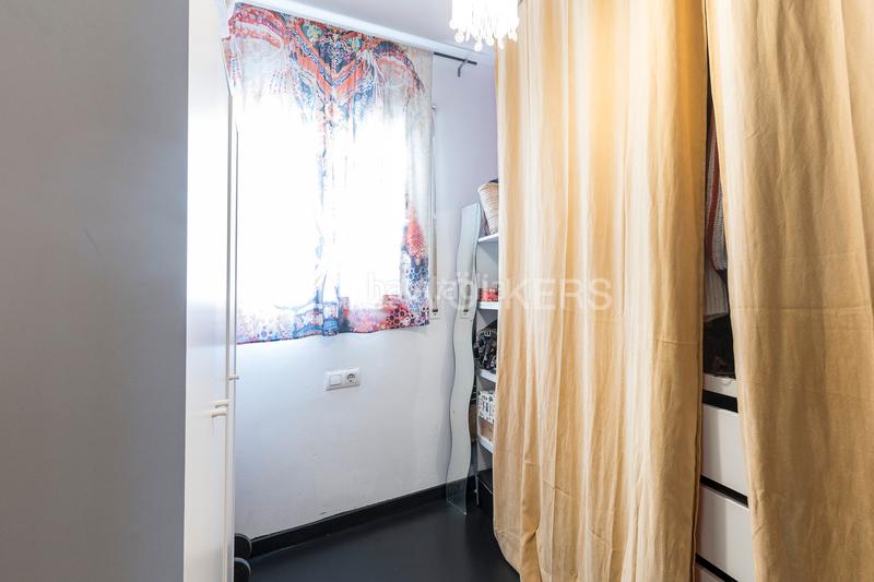 Foto 91da18d1-9fa7-4c07-aa75-df3271161264. Dachwohnung mit heizung in La Teixonera Barcelona