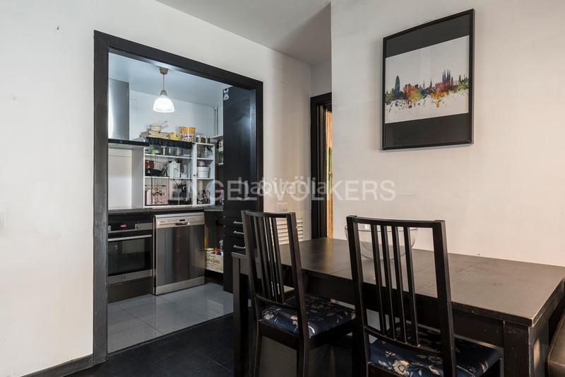 Foto 9509417f-de3d-44c4-ad5e-19bb78030d96. Dachwohnung mit heizung in La Teixonera Barcelona