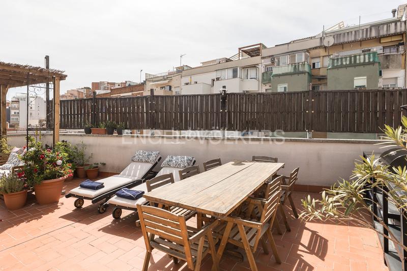 Foto ac8726ec-a651-45be-b6cc-82e3d4fb58a9. Dachwohnung mit heizung in La Teixonera Barcelona