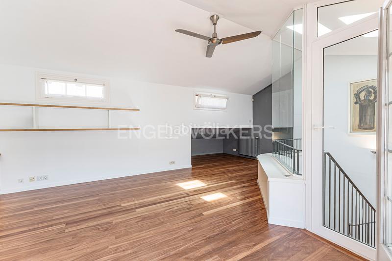 Foto b73eb9e1-f994-4f57-b3ac-a59aff0e5d65. Affitto casa con riscaldamento parcheggio in Sarrià Barcelona