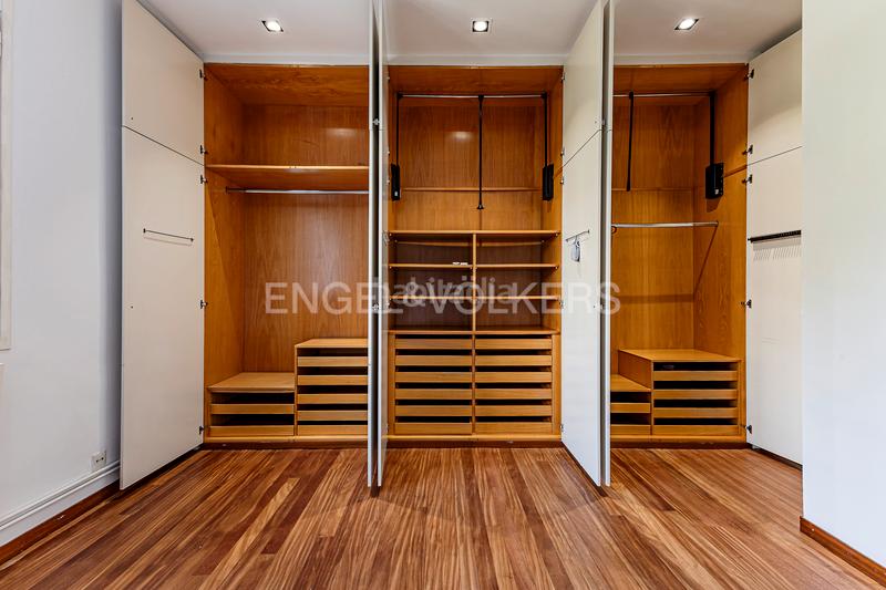 Foto 34eefaf7-aa7c-4571-978b-420c29ab5844. Alquiler casa carismática casa en sarria con jardin privado en Barcelona