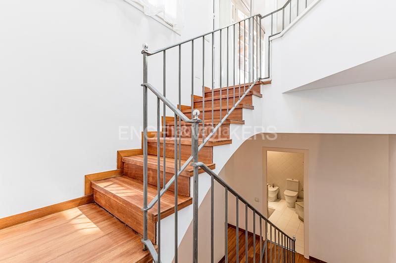 Foto f6f6a1ad-3da2-455c-821d-941017cc51bb. Alquiler casa carismática casa en sarria con jardin privado en Barcelona