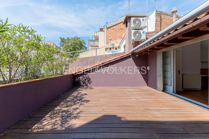 Foto 38647145-b361-4e96-a6b0-b09302243f94. Lloguer casa amb calefacció aparcament a Sarrià Barcelona