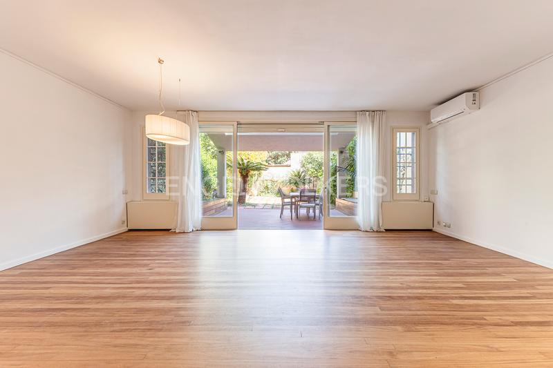 Foto eeca1008-32e5-4bfa-9d36-6c6084bf058e. Miete haus mit heizung parking in Sarrià Barcelona