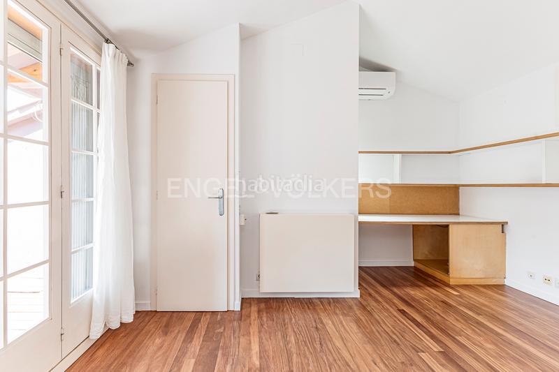 Foto b3662fda-13f1-44f6-81b6-e1e4b44fbc2c. Rent house with heating parking in Sarrià Barcelona