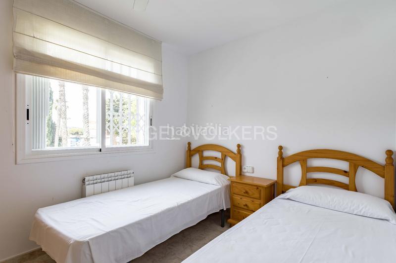 Foto 56a83fea-01cb-433c-ac94-424fcc43b42e. Casa con riscaldamento parcheggio piscina in Altafulla