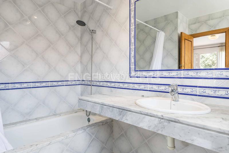 Foto fea5b3e0-cbbd-4a6a-8cec-d06e3c17c2ff. Casa con riscaldamento parcheggio piscina in Altafulla