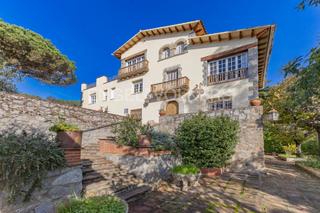 Casa a Montornès del Vallès. Espléndida casa en entorno natural