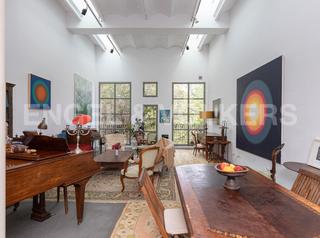 Casa  Passatge serrahima. Precioso estudio en la zona privilegiada de montjuic