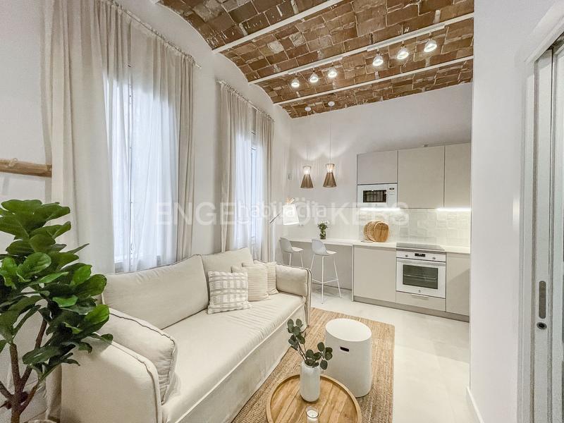 Foto c691f466-c9cd-4600-91e9-89fe7417a811. Alquiler apartamento precioso apartamento temporal en Barceloneta en Barcelona
