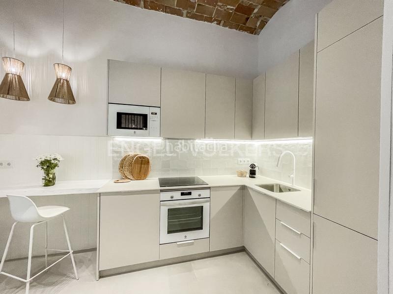 Foto de7fc614-0f69-4b3e-9243-e4a446198ae9. Alquiler apartamento precioso apartamento temporal en Barceloneta en Barcelona