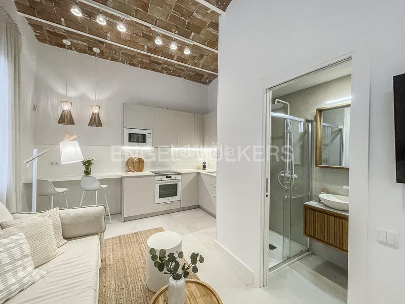 Foto dcf1a108-0293-43f8-955d-d9d44e23e46e. Lloguer apartament amb calefacció a Barceloneta Barcelona