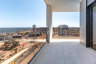 Miete Appartement  Eduard maristany. Piso a estrenar con gran terraza en badalona.