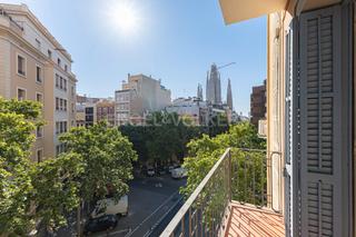 Apartament  Sardenya. Exclusiva oportunidad con vistas a la sagrada familia