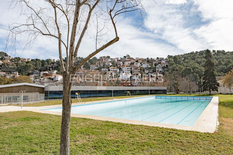 Foto 201fa8b3-a139-4287-8cd8-6cb9dfca4644. Terreno residenziale in Vallirana