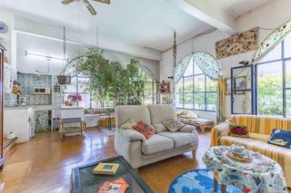 Casa a La Miranda. Unifamiliar con piscina y mucha luz