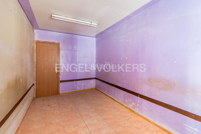 Foto 77aec2f1-7e86-4f43-adc5-d74507fbf62a. Apartamento inversión en el corazón en Raval Barcelona