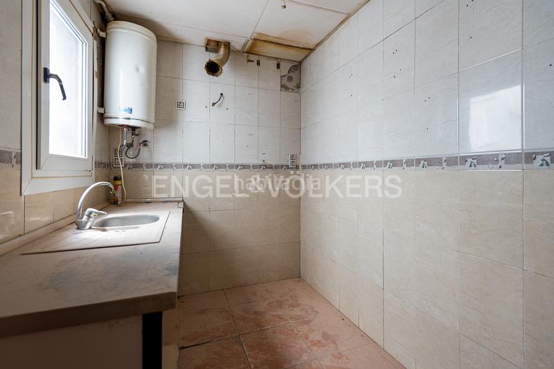 Foto 79281b7a-e4f2-49f6-b447-ce0c1f7be3bf. Apartamento inversión en el corazón en Raval Barcelona