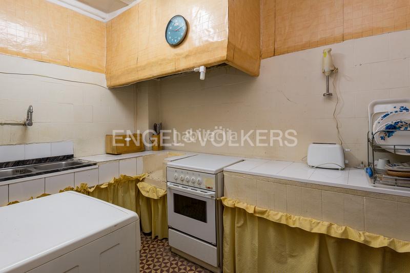 Foto 9bcb8ae1-6926-4738-9e16-02f8a95d65b0. Apartamento inversión en el corazón en Raval Barcelona