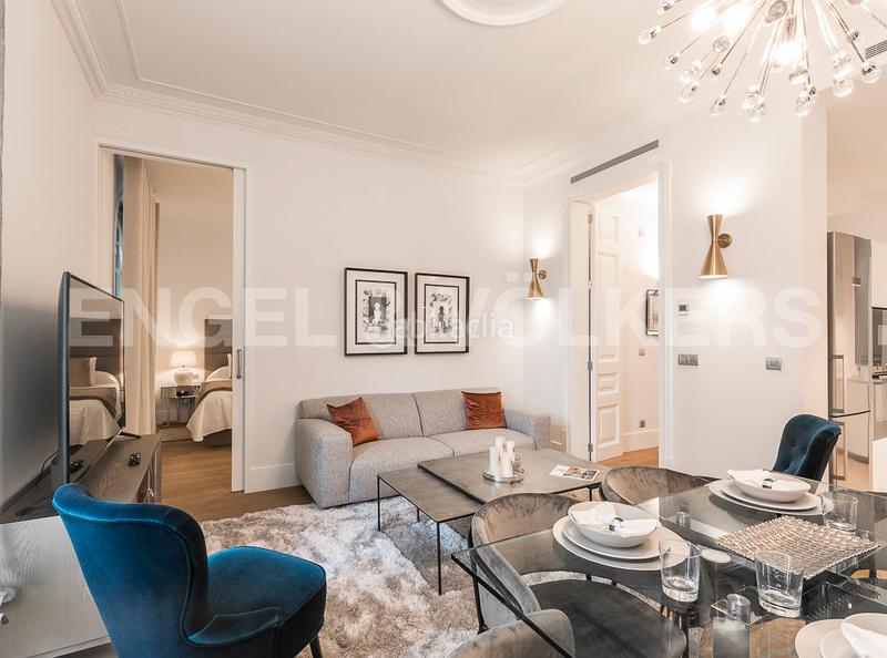 Foto 247fe153-8e12-4163-b578-338bf1ca46d7. Alquiler apartamento fabuloso piso amueblado en balmes diagonal en Barcelona