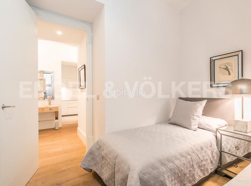 Foto 5e85ac5c-0873-45e8-af0e-3fc9f2e5bbfc. Alquiler apartamento fabuloso piso amueblado en balmes diagonal en Barcelona