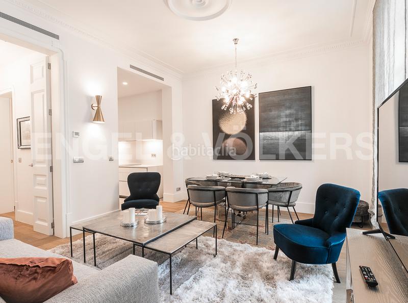 Foto 95a9d9d2-8f0a-4a34-bd7e-6e821c9d40a6. Alquiler apartamento fabuloso piso amueblado en balmes diagonal en Barcelona