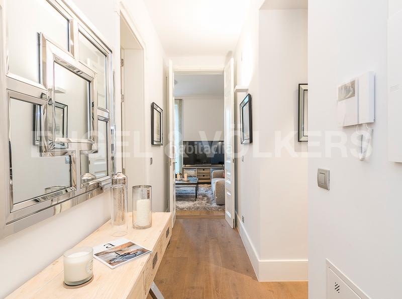 Foto cfc4acad-3fd3-49f8-b202-d106b1f20ccc. Alquiler apartamento fabuloso piso amueblado en balmes diagonal en Barcelona