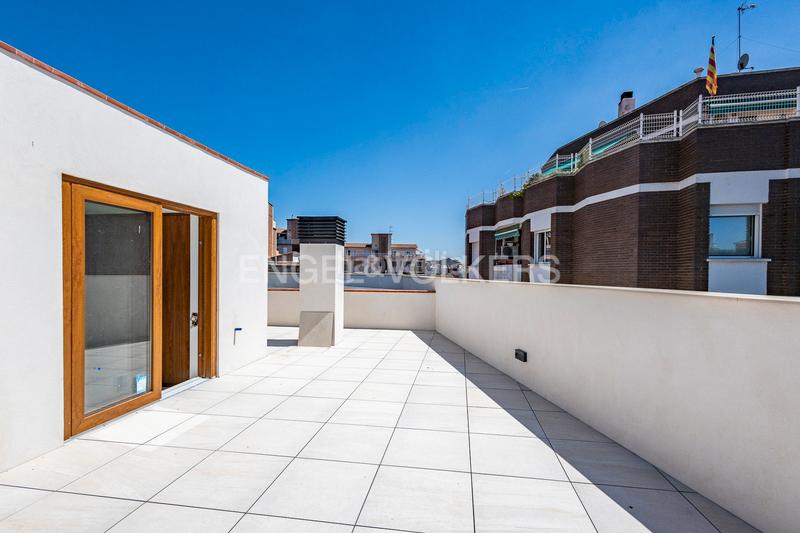 Foto 49091ec4-456d-408d-bfbc-047460792677. Dachwohnung mit heizung parking in Centre - Estació Sant Cugat del Vallès