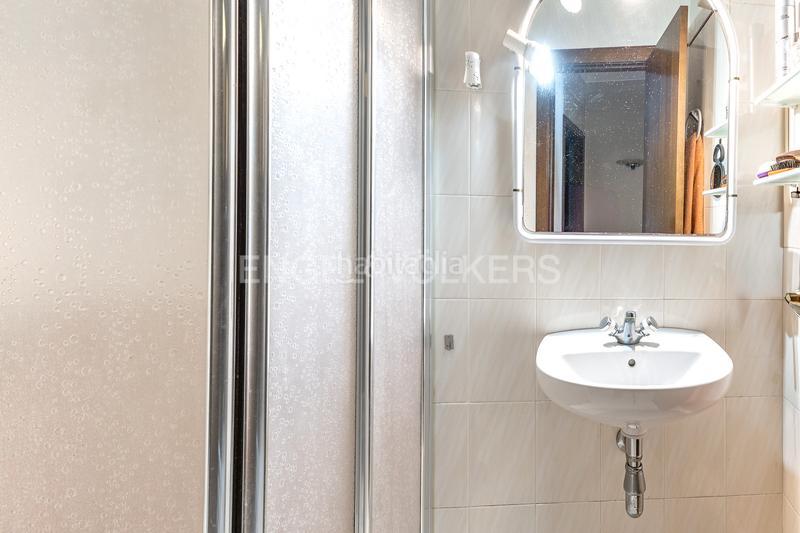 Foto 015723dc-3834-43a8-b317-97b5da272e31. Maison avec chauffage parking dans Torelló