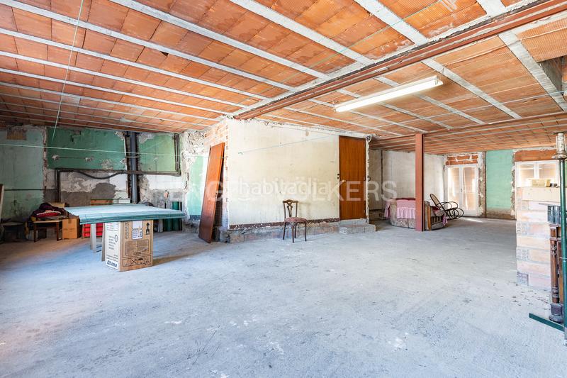 Foto f58d11e1-306f-4f4d-b1c3-2d119b5d75dc. Maison avec chauffage parking dans Torelló