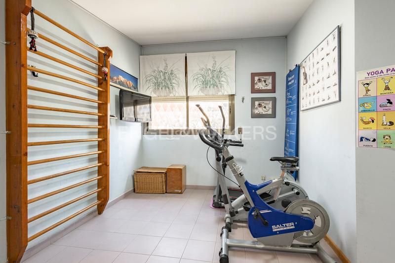 Foto b989d09e-ad68-4354-8c37-2b999e7e9b72. Casa adossada amb calefacció a Font Verda Granollers