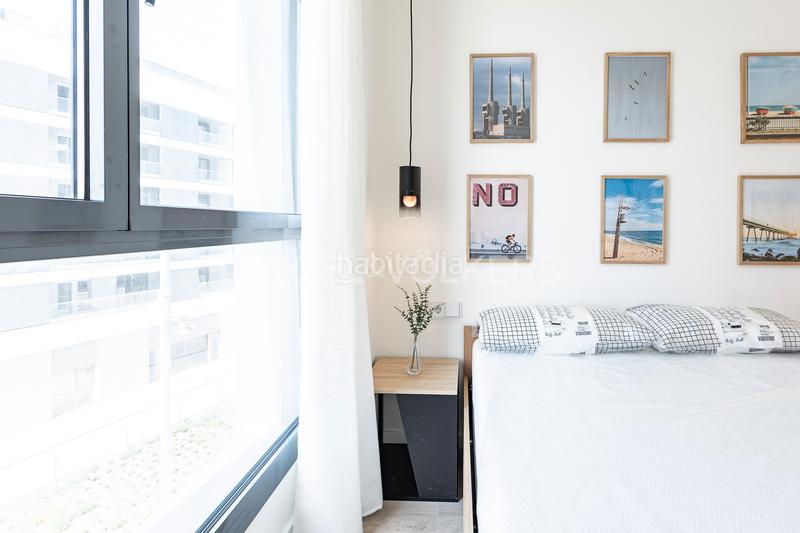 Foto b5ebe1d9-9729-4030-8f75-039d3082b058. Affitto piccolo appartamento con riscaldamento parcheggio piscina in Badalona