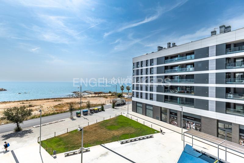 Foto e2f422b6-7b03-42ca-ba9b-c96ef0e4b167. Affitto piccolo appartamento con riscaldamento parcheggio piscina in Badalona