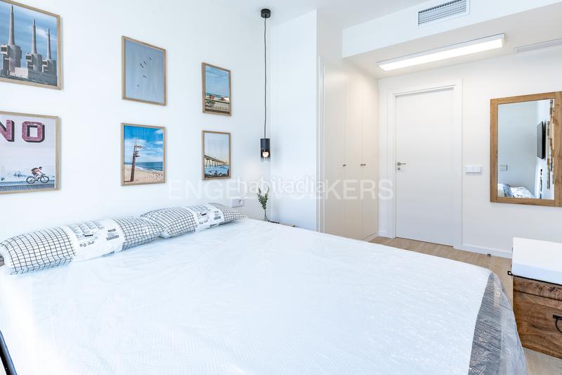 Foto 1ebab7a0-1611-412a-a5d4-3766045ee672. Alquiler apartamento espectacular piso temporal obra nueva frente al mar. en Badalona