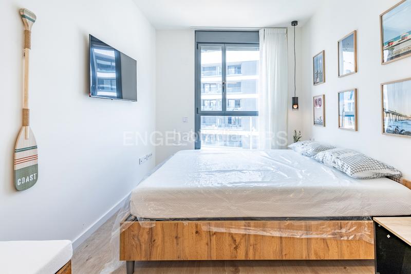 Foto 3c2b0619-06f3-4ab2-8b26-e510727f4836. Alquiler apartamento espectacular piso temporal obra nueva frente al mar. en Badalona