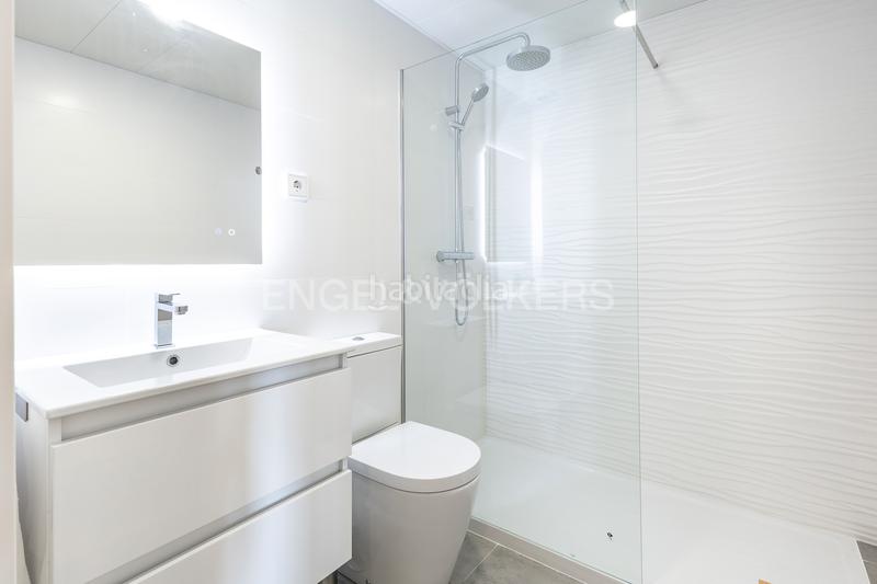 Foto 1c62635e-1135-42bc-a41f-23856c5e9d30. Location appartement avec chauffage parking piscine dans Badalona