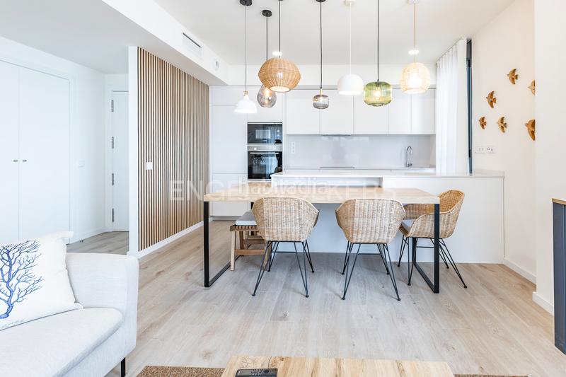 Foto 7f7e0a1d-4025-4b6d-8c25-87179765e5ce. Location appartement avec chauffage parking piscine dans Badalona